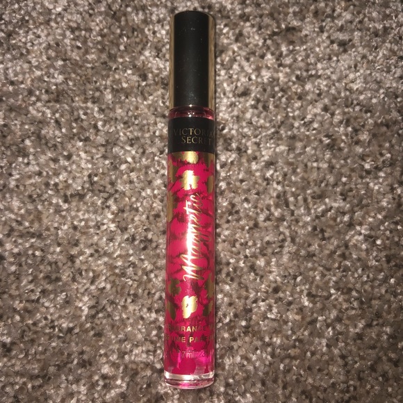 Victoria’s Secret Magnetic Fragrance - Picture 1 of 1